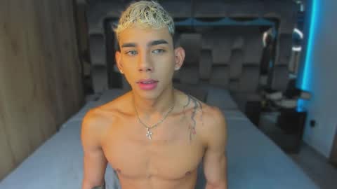 Snapshot of andrew_twink18 chatting on January 2026 02:21:02 PM Andrew M. online show from January 2026 02:21:02 PM