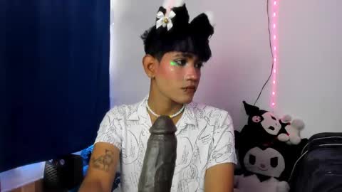 Snapshot of andrew_uwu_ chatting on October 2025 06:49:01 PM ANDREW independent model online show from October 2025 06:49:01 PM