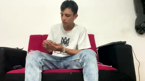 andrew online show from November 2025 06:24:01 AM