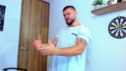 Snapshot of andrewdiaz_ chatting on October 2025 05:48:02 AM Andrew Diaz online show from October 2025 05:48:02 AM