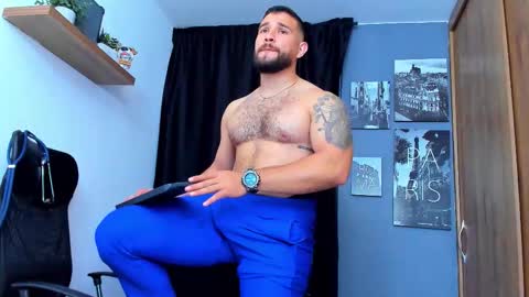 Snapshot of andrewdiaz_ chatting on October 2025 06:14:01 AM Andrew Diaz online show from October 2025 06:14:01 AM