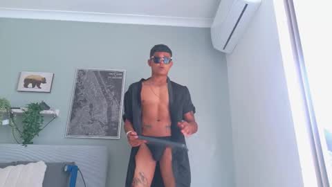 Snapshot of andrewkenoxx_ chatting on March 2026 08:25:02 PM ANDREW KENNOXX online show from March 2026 08:25:02 PM