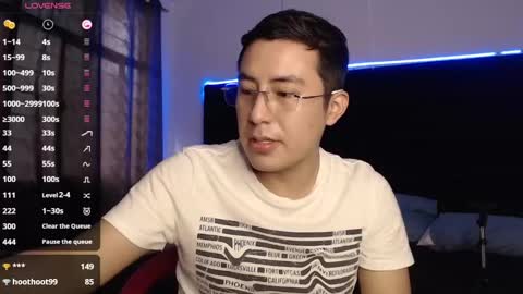 andrewmhilton_ online show from February 2025 08:34:02 PM