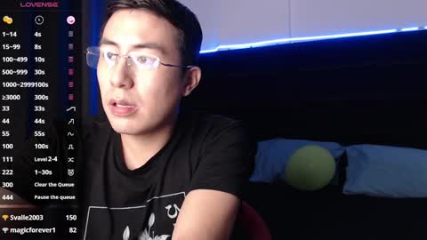 andrewmhilton_ online show from February 2025 11:33:02 PM