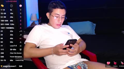 andrewmhilton_ online show from March 2025 11:25:01 PM