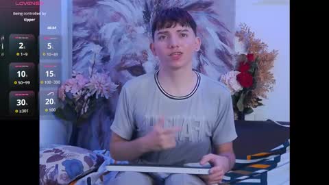 AndreWortix online show from November 2025 03:28:01 AM