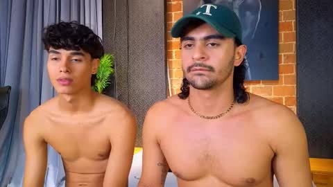 Snapshot of andrewortix chatting on March 2026 04:03:01 AM AndreWortix online show from March 2026 04:03:01 AM