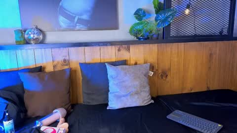 Snapshot of andrewortix chatting on April 2026 07:47:02 PM AndreWortix online show from April 2026 07:47:02 PM