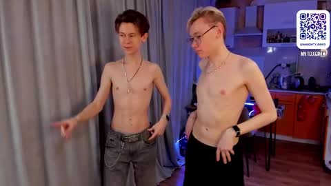 Snapshot of andrewwcarter2 chatting on March 2025 07:17:01 PM Andrew online show from March 2025 07:17:01 PM