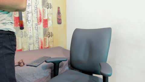 Snapshot of andrey_u92 chatting on January 2025 03:44:01 AM online show from January 2025 03:44:01 AM