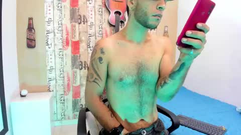 Snapshot of andrey_u92 chatting on February 2025 02:29:02 AM online show from February 2025 02:29:02 AM