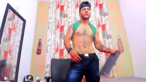 Snapshot of andrey_u92 chatting on February 2025 03:04:02 AM online show from February 2025 03:04:02 AM