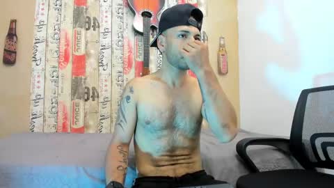 Snapshot of andrey_u92 chatting on March 2025 11:11:01 PM online show from March 2025 11:11:01 PM