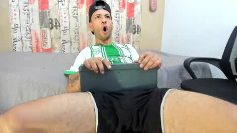 Snapshot of andrey_u92 chatting on March 2025 02:14:02 AM online show from March 2025 02:14:02 AM