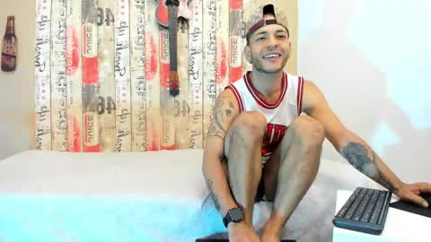 Snapshot of andrey_u92 chatting on March 2025 09:27:02 PM online show from March 2025 09:27:02 PM