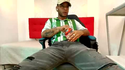 Snapshot of andrey_u92 chatting on September 2025 08:43:02 PM online show from September 2025 08:43:02 PM