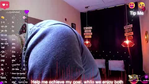 Snapshot of andrius_24 chatting on October 2025 10:51:02 PM online show from October 2025 10:51:02 PM