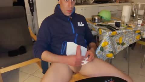 androx77 online show from February 2025 11:02:02 PM