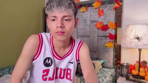 Andy online show from October 2025 01:07:01 PM