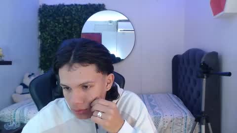 Snapshot of andy_dan1 chatting on January 2025 01:06:02 PM andy_dan1 online show from January 2025 01:06:02 PM