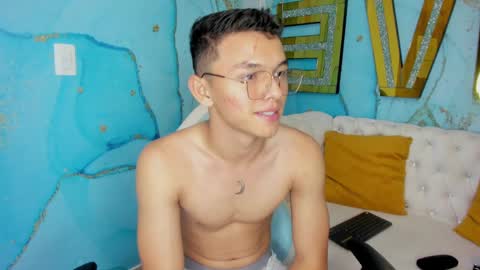 Snapshot of andy_dior18 chatting on March 2025 03:11:02 AM ANDY online show from March 2025 03:11:02 AM