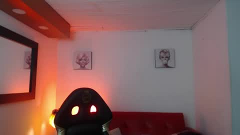 Snapshot of andy_eagleton_20 chatting on May 2026 07:37:02 PM andy_eagleton_20 online show from May 2026 07:37:02 PM