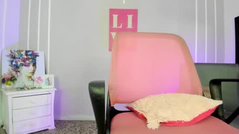 Andrea online show from January 2025 02:46:01 PM