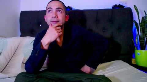 Snapshot of andy_magic_ chatting on September 2025 03:10:01 AM andy_magic_ online show from September 2025 03:10:01 AM