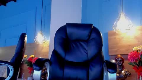  Andy  online show from February 2025 08:47:01 PM