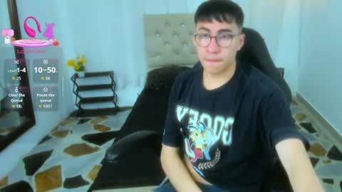 Andy online show from June 2026 08:35:01 PM