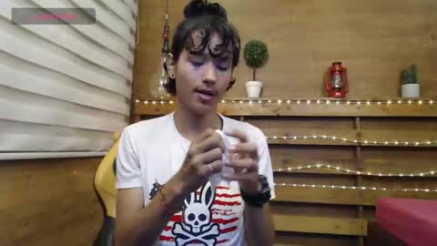 Snapshot of andy_staar18 chatting on October 2025 01:09:01 PM andy online show from October 2025 01:09:01 PM