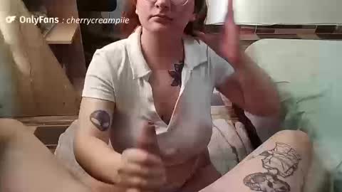 Snapshot of andycherrysecrets chatting on September 2025 09:04:02 PM Cherry online show from September 2025 09:04:02 PM