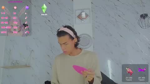 andy online show from February 2026 12:12:01 PM