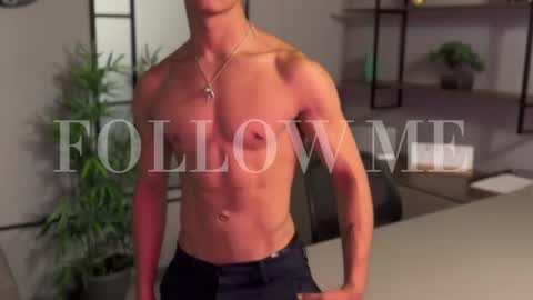 Snapshot of andyjoy_ chatting on December 2024 02:37:01 PM Andy Joy online show from December 2024 02:37:01 PM