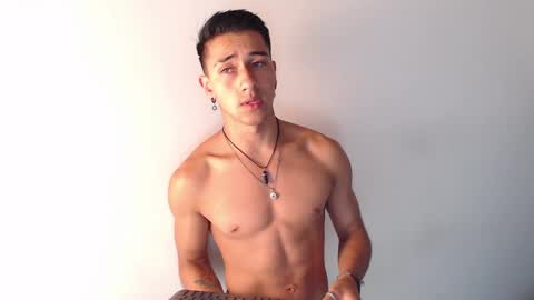 Snapshot of andyjoy_ chatting on December 2024 05:59:02 PM Andy Joy online show from December 2024 05:59:02 PM