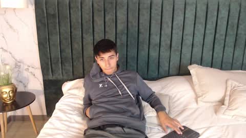 Snapshot of andyjoy_ chatting on January 2025 11:50:02 AM Andy Joy online show from January 2025 11:50:02 AM