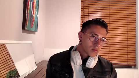Snapshot of andyjoy_ chatting on September 2025 11:35:02 AM Andy Joy online show from September 2025 11:35:02 AM