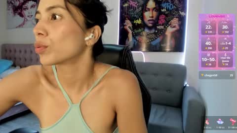 Snapshot of andykiuty chatting on October 2025 09:06:01 PM Andrea online show from October 2025 09:06:01 PM