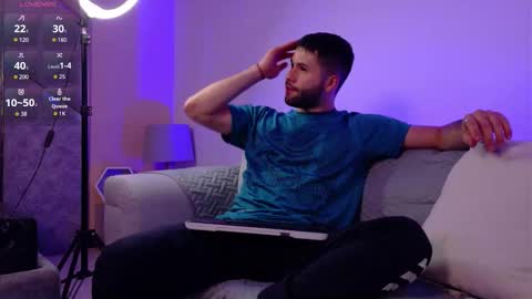 Snapshot of andyknoxx chatting on March 2026 10:38:02 PM Andy online show from March 2026 10:38:02 PM