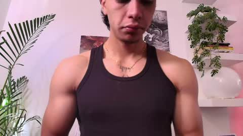andypalmerr online show from May 2026 01:38:02 PM