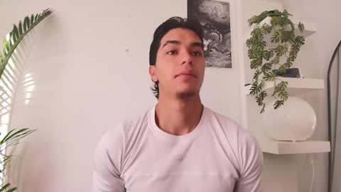 andypalmerr online show from May 2026 12:20:01 PM