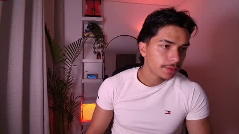 andypalmerr online show from August 2026 05:21:02 AM