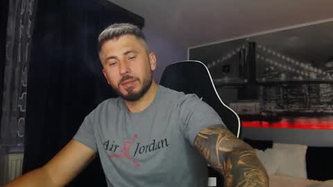 Snapshot of andysoul340 chatting on October 2025 09:36:01 PM Magic Andy online show from October 2025 09:36:01 PM