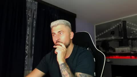 Snapshot of andysoul340 chatting on November 2025 02:47:02 AM Magic Andy online show from November 2025 02:47:02 AM