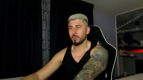 Snapshot of andysoul340 chatting on December 2025 01:25:01 AM Magic Andy online show from December 2025 01:25:01 AM