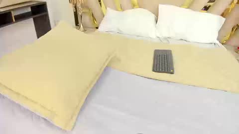 Snapshot of andyxibrat chatting on September 2025 10:54:01 PM andyxibrat online show from September 2025 10:54:01 PM