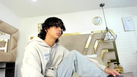 Snapshot of andyxibrat chatting on October 2025 12:11:01 PM andyxibrat online show from October 2025 12:11:01 PM