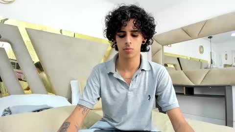 Snapshot of andyxibrat chatting on November 2025 07:57:01 PM andyxibrat online show from November 2025 07:57:01 PM