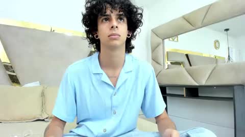 Snapshot of andyxibrat chatting on November 2025 07:24:02 PM andyxibrat online show from November 2025 07:24:02 PM