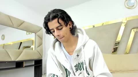 Snapshot of andyxibrat chatting on November 2025 12:05:02 PM andyxibrat online show from November 2025 12:05:02 PM